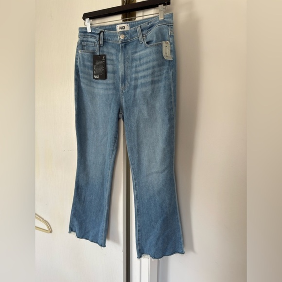 PAIGE Claudine Flare Jean - Picture 2 of 8